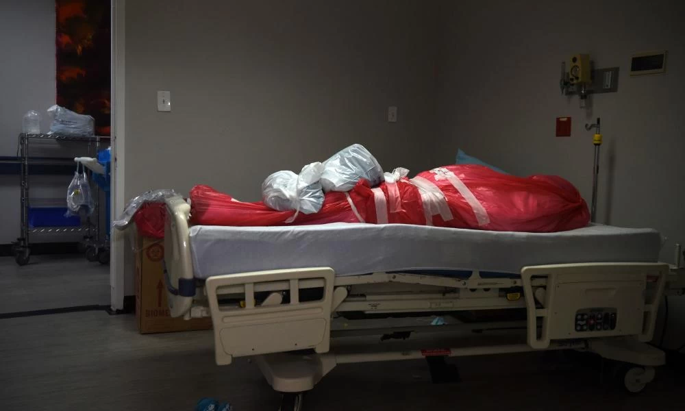 Κορονοϊός: Σχεδόν 300.000 κρούσματα μέσα σε μια μέρα στις ΗΠΑ